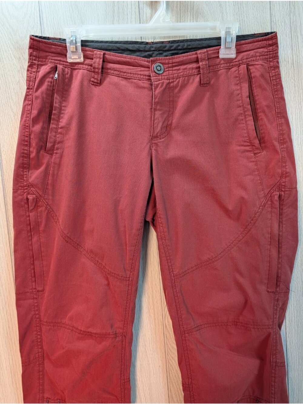 Kuhl Legendary Hiking Pants Womens 8 Red Logo Stretch Mid Rise Roll Tab Leg FLAW - Picture 2 of 11